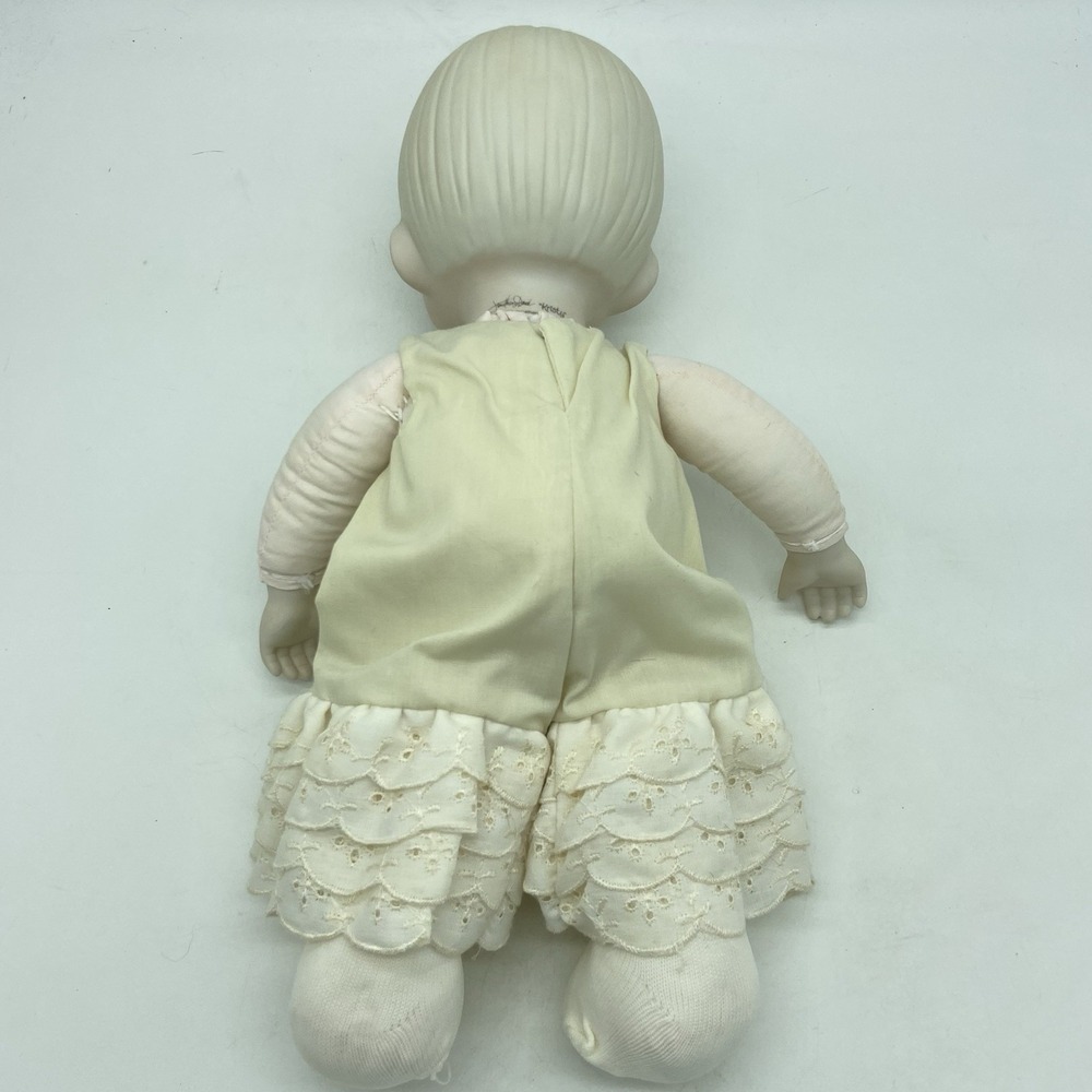 Precious Moments 1984 Kristy Porcelain Baby Doll Enesco 13" With Box E-2851 VTG - Picture 16 of 16